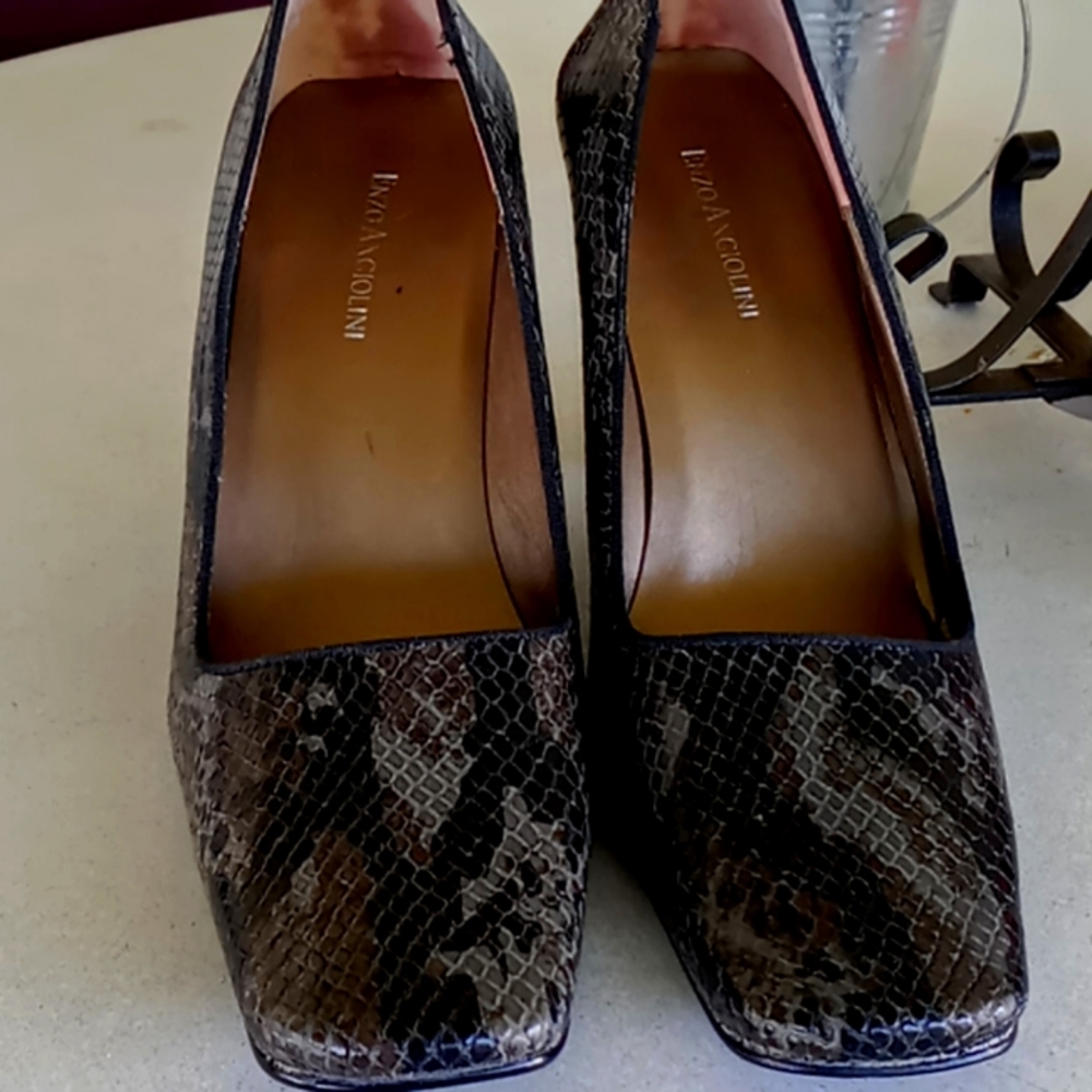 Women Shoes Grey, Black, Wine Multicolored